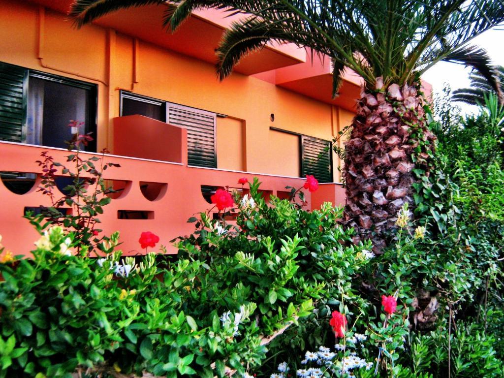 Chrissas Apartments Rétino Exterior foto